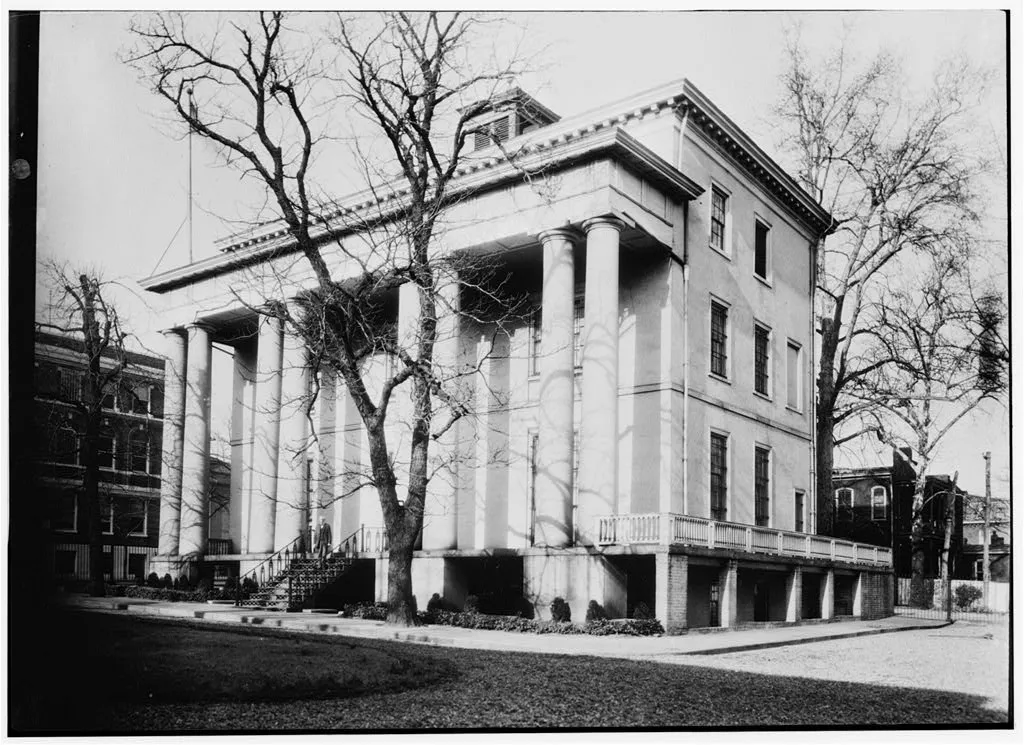 A Tale of Two White Houses