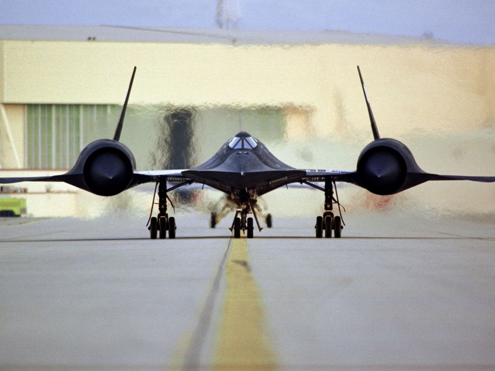 SR-71 Dryden 1995.jpg