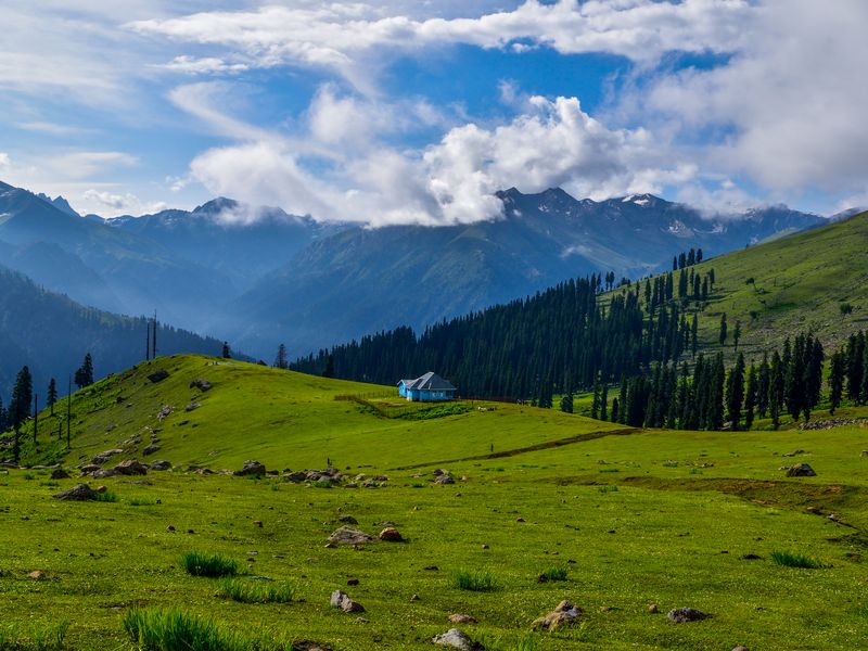 House with beautiful scenery-Kashmir | Smithsonian Photo Contest ...