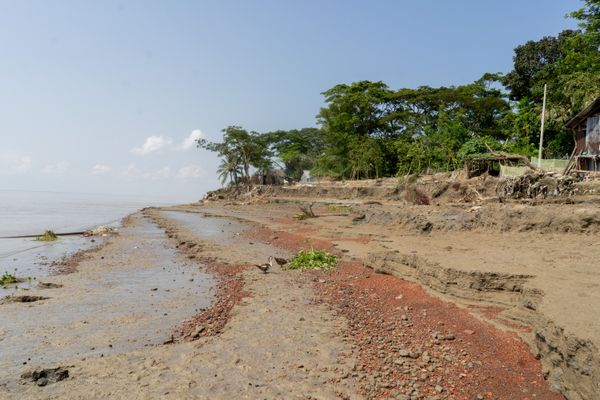 Impact of Riverbank Erosion in Noakhali thumbnail