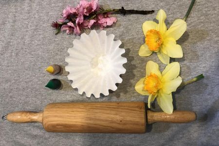 Gather your supplies for flower exploration and natural dye lab. All photos by Gloria Kenyon.