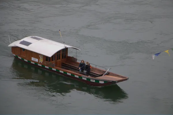 Isolated chat thumbnail