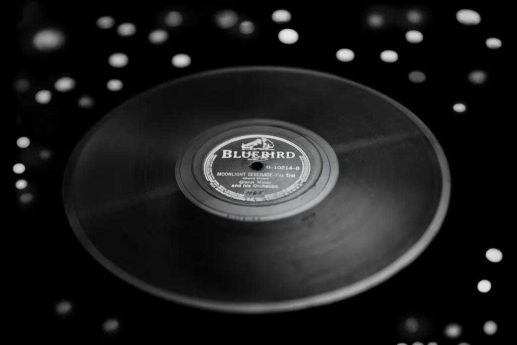 Moonlight Serenade Label
