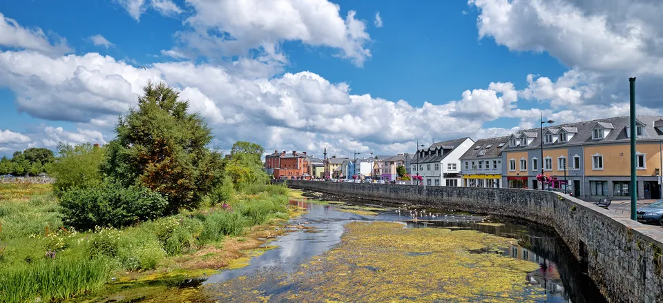  The idyllic town of Ennis 