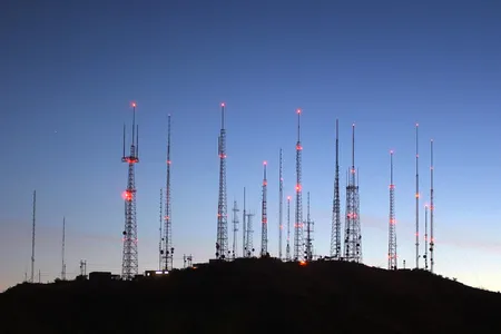 Broadcast towers will soon blink for the sake of birds.