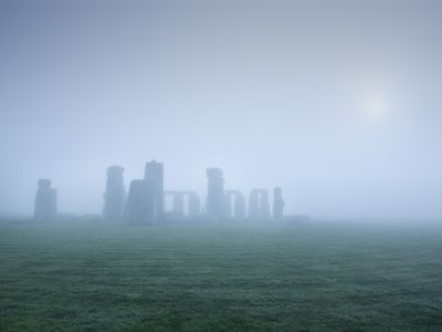 SEP14_I09_Stonehenge.jpg