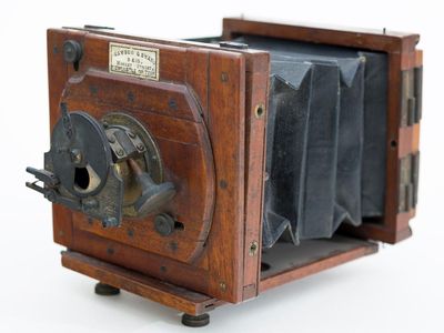 This Mawson & Swan camera owned by Winslow Homer, ca. 1882, was gifted to Bowdoin College Museum of Art by Neal Paulsen.