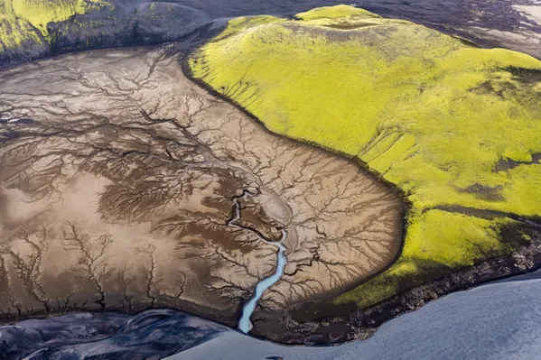 Veins of the Earth thumbnail