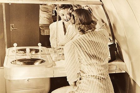 The Stratoliner made air travel smooother in 1940.