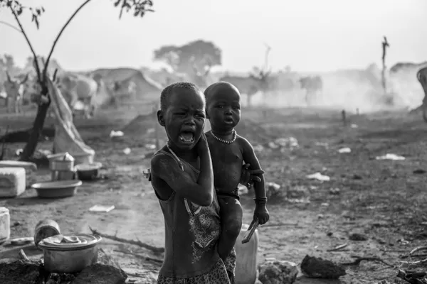 Crying child Mundari, South Sudan thumbnail