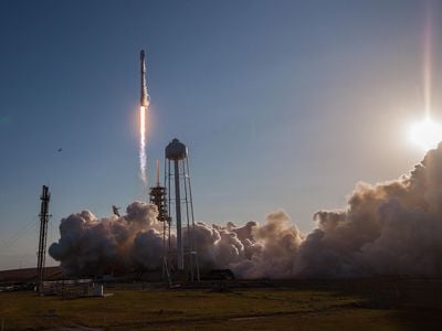 SpaceX launches it's first re-used Falcon 9 rocket