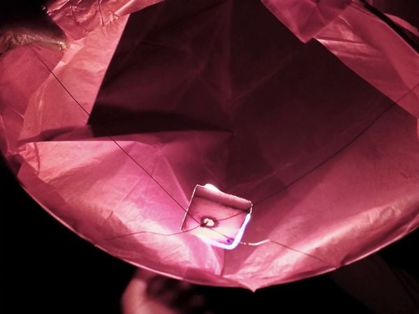 The red sky lantern thumbnail