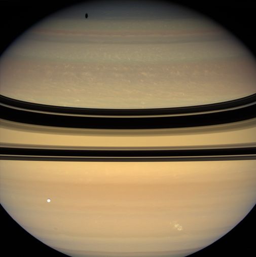 Cassini tracks a long-lived lightning storm on Saturn.