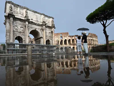 Rome's Ancient Arch of Constantine Has Been Struck by Lightning image