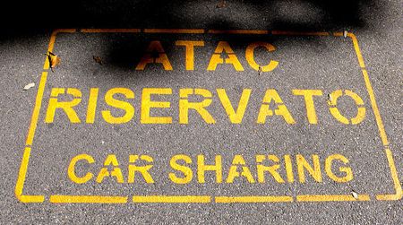 Car sharing in Rome