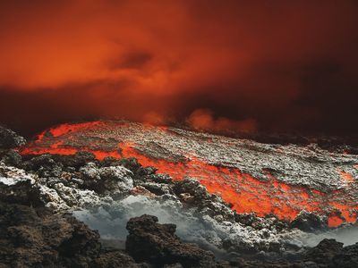 Earth's early magma ocean gave our planet its first atmosphere.  