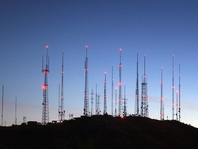 Broadcast towers will soon blink for the sake of birds.