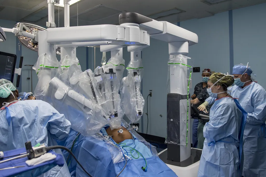 da Vinci surgical robot