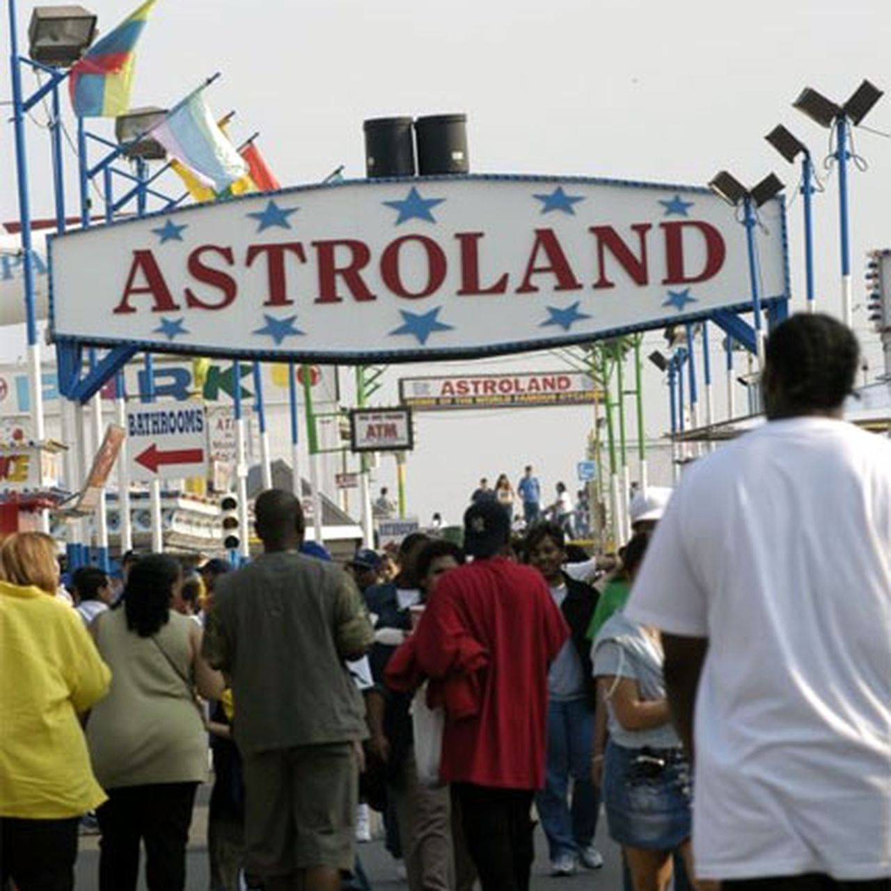 Coney Islands Astroland Closes Maybe For Good The New