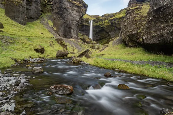 Kvernufoss waterfall thumbnail