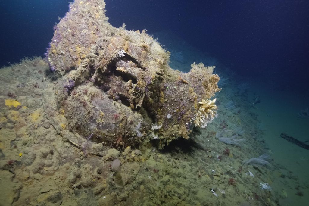 Underwater wreckage