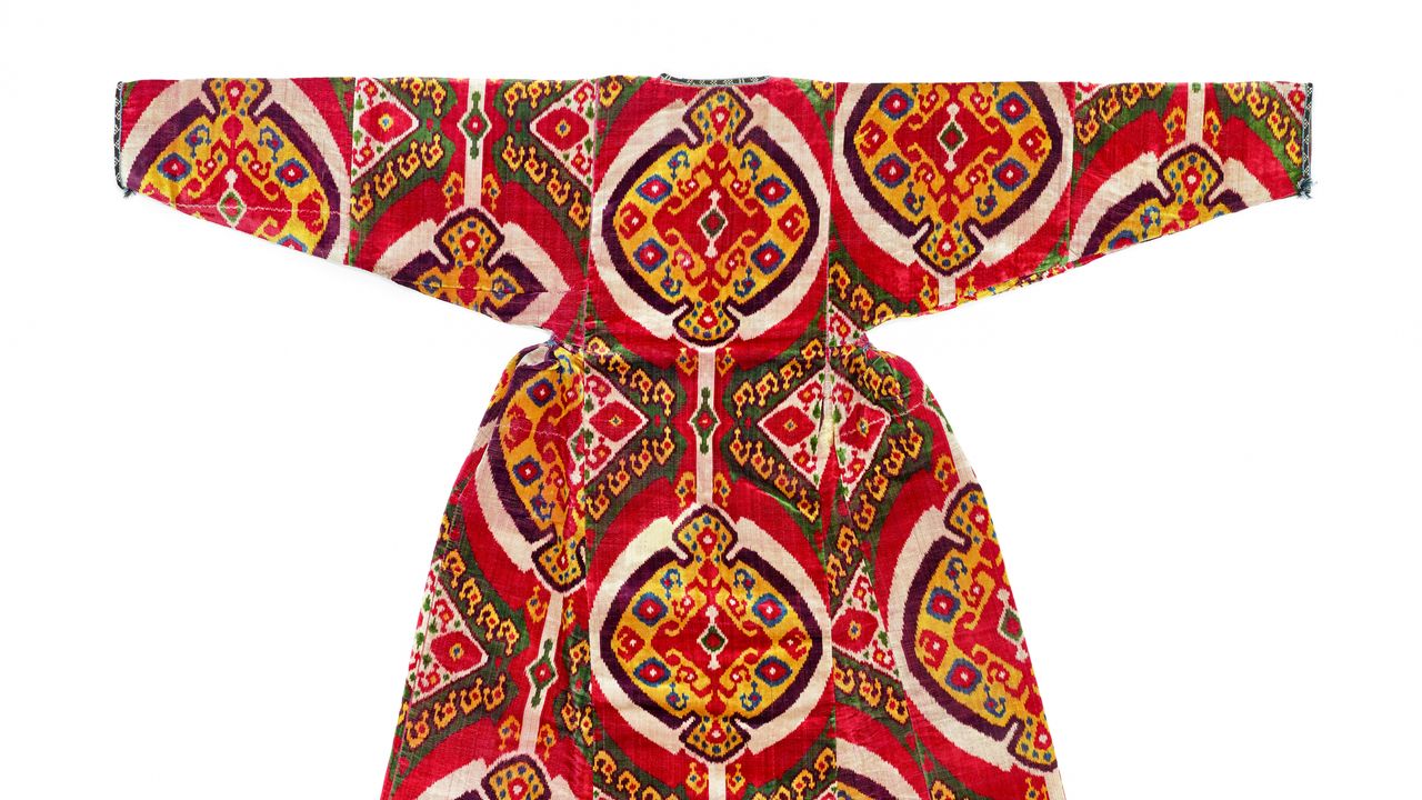 How the Technicolor Ikat Designs of Central Asia Thread Into