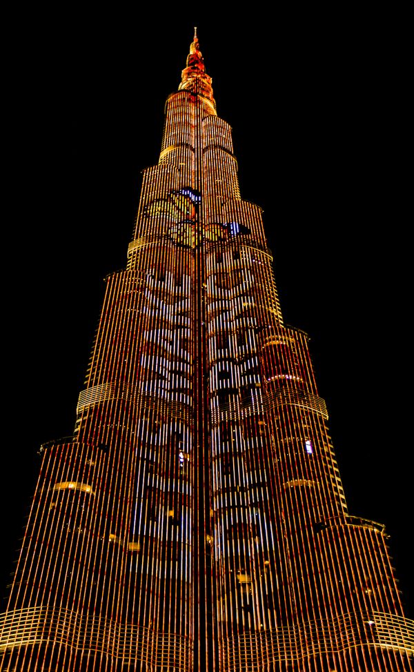 burj khalifa light show lets make a difference thumbnail