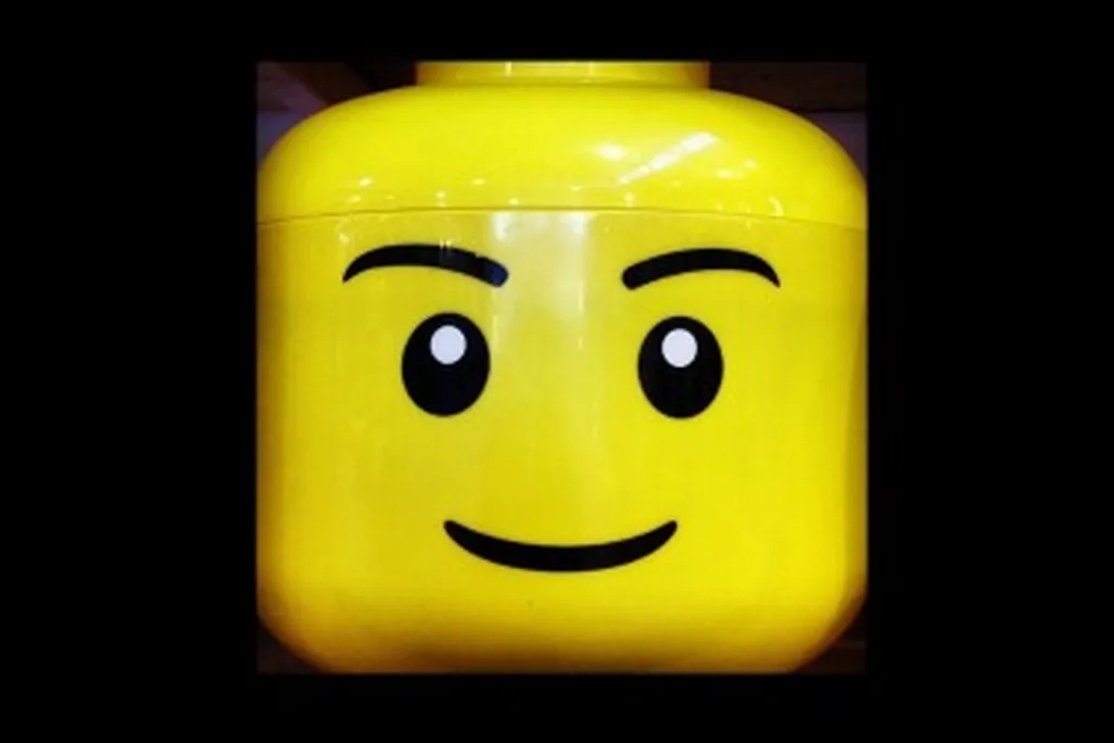 Lego-face-angry-470.jpg