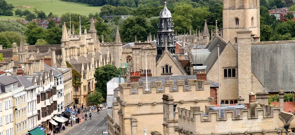  View near Oxford's Main Street 