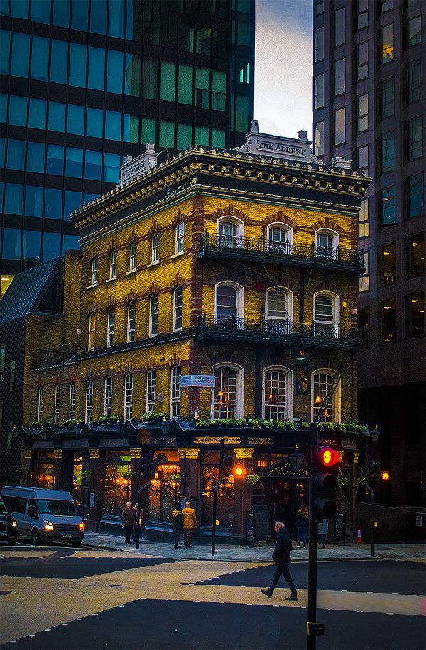 The walking man thumbnail