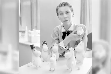 Tove Jansson with Moomin dolls
