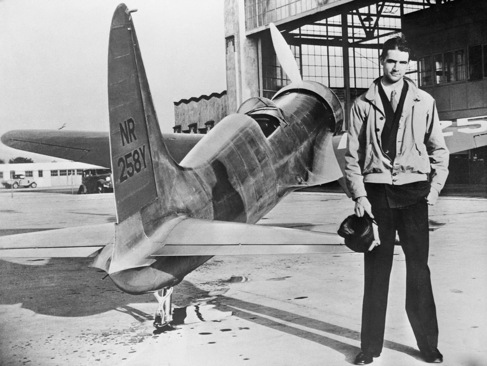 Howard Hughes' H-1 Carried Him All the Way, History