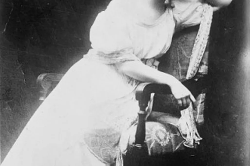 Isadora_Duncan_ggbain_05654.jpg