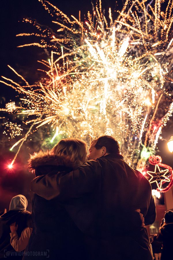 New Year's Kiss thumbnail