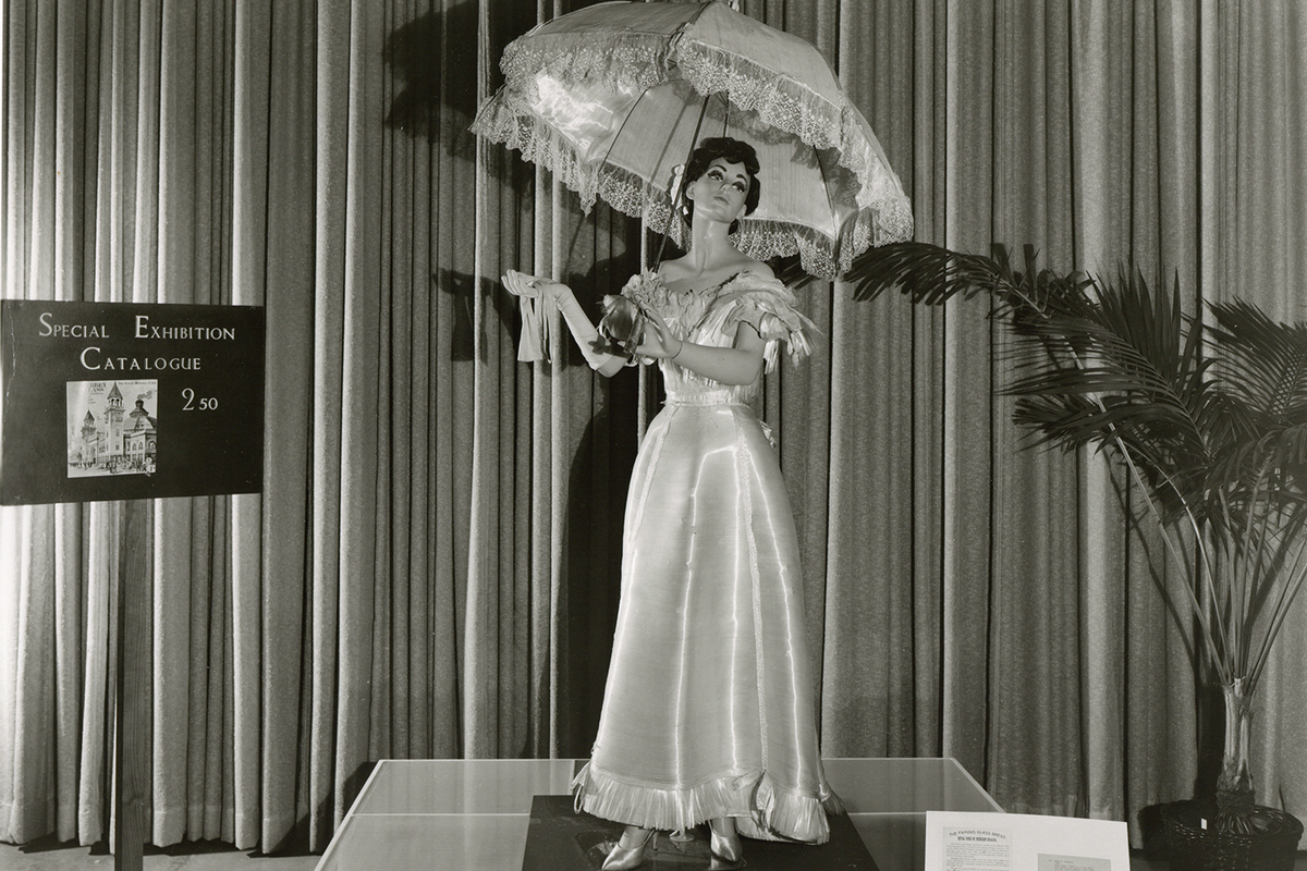 How Do You Wear a Gown Made of Glass? Marvel at the Eye-Catching History of  This Unlikely Fashion Trend