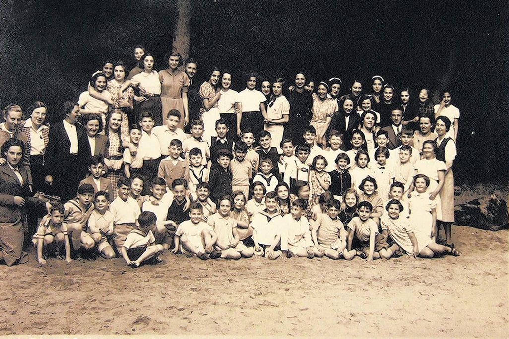 Child refugees from Germany and Austria at the Amsterdam Burgerweeshuis orphanage