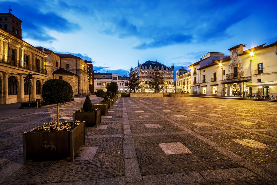 León's Plaza Mayor, with Gaudí's Casa Botines at the far end