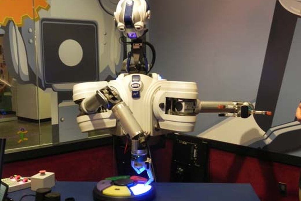 20110520110725Robbie-the-Robot-085.jpg
