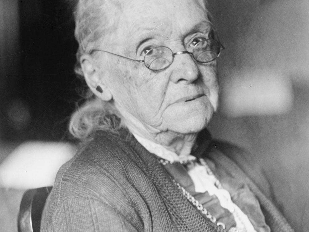 Meet the Woman Who Was the First Female Senator and the Last Senator to ...