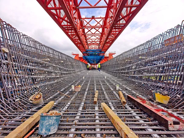 Grand bridge building thumbnail