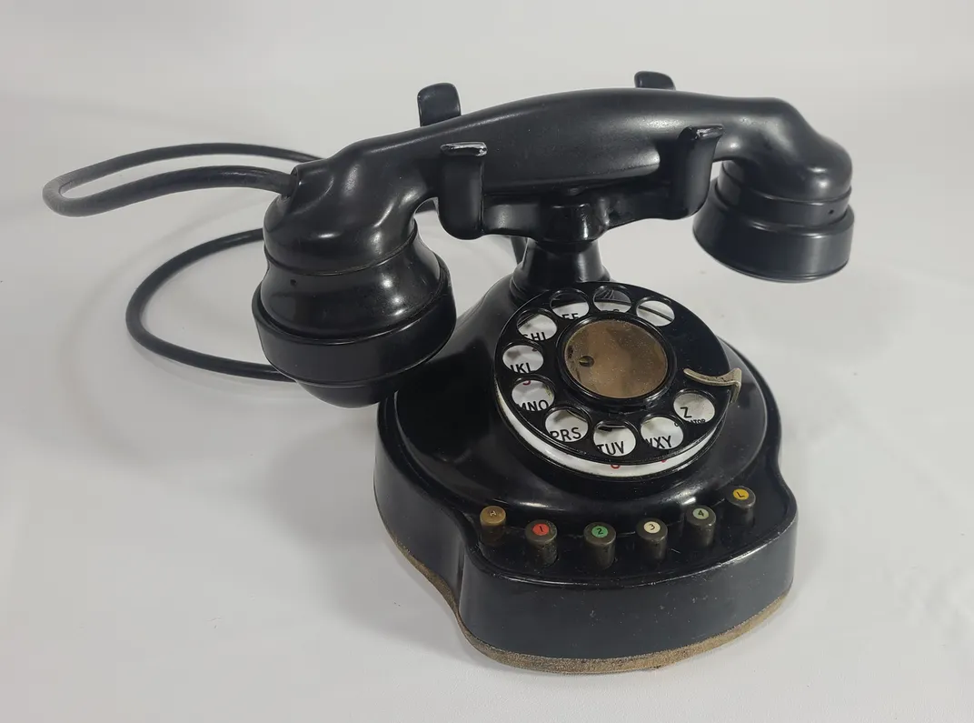 A Brief History of Hold Music, From Early Patents to the Soundtrack of Customer-Service Purgatory