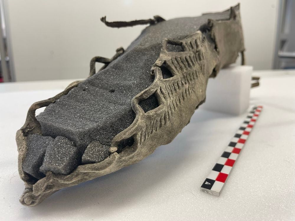 1,700-year-old sandal