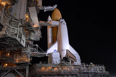 Endeavour gets ready for a trip to space.
