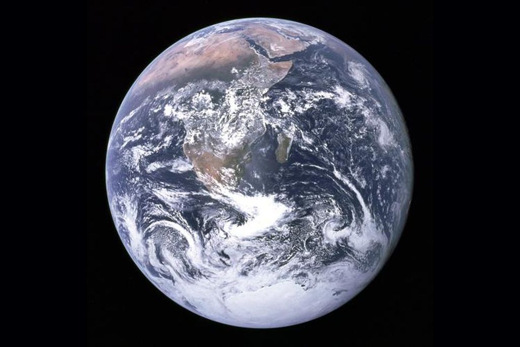 1. Earth GPN-2000-001138 -1100 x 500.jpg