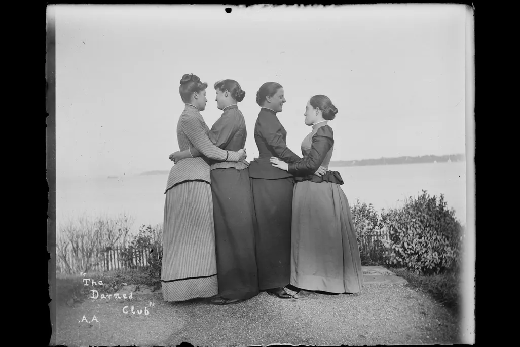 An 1890 photo by Alice Austen titled The Darned Club