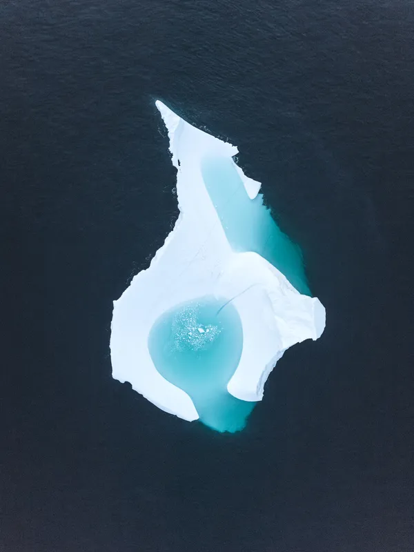 Iceberg 1 (Disko Island, Greenland) thumbnail