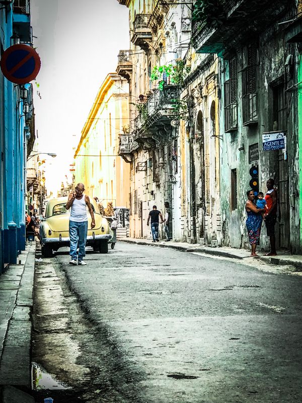 Just another afternoon in Havana thumbnail