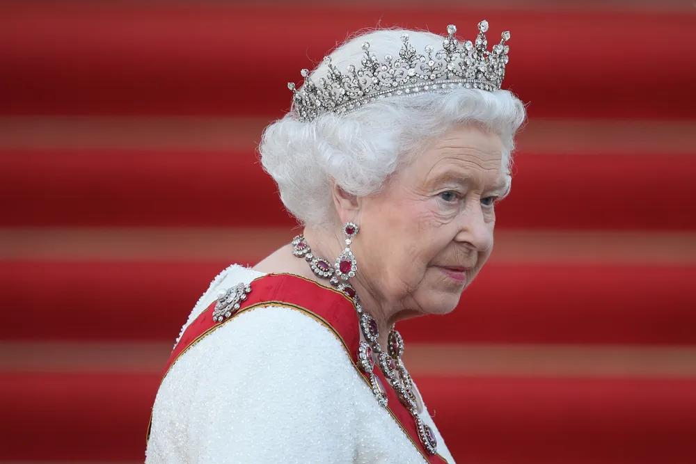 Portrait of Elizabeth II in 2015