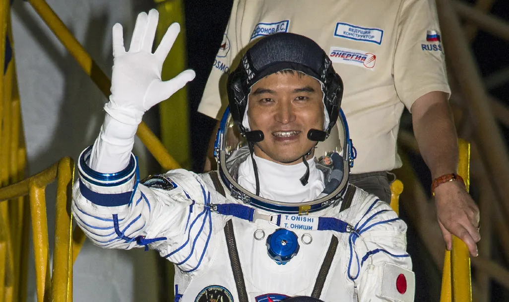 exp48 launch - Onishi.jpg