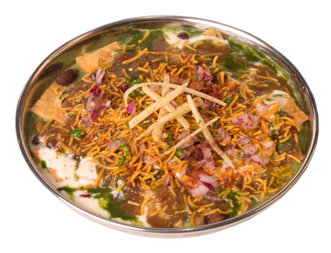 Looking for Delicious, Authentic Cooking in India? Head to a Truck Stop